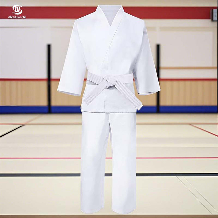 Uniforme de Karate súper ligero
