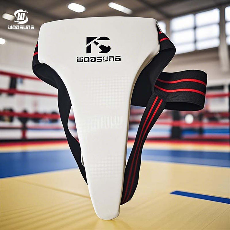 Protector de ingle femenino de Taekwondo
